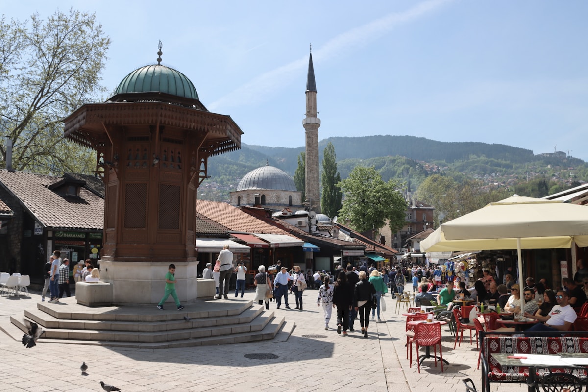 Baščaršija square in Sarajevo old town at dusk